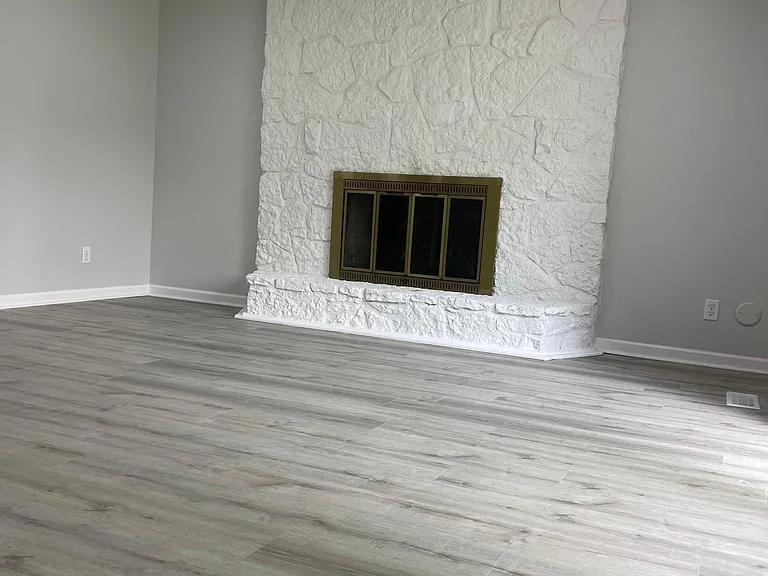 4719 Brookshire Pkwy — Photo 27