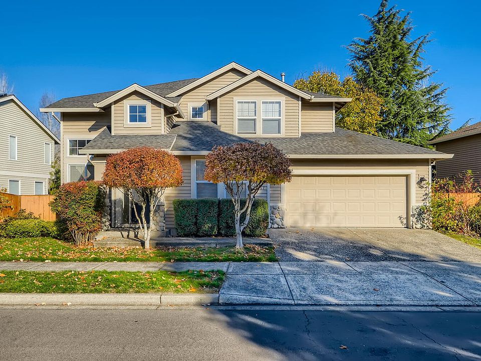 1st image of 1167 NE Creeksedge Dr