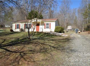 126 Bramblewood Dr, Statesville, NC 28625