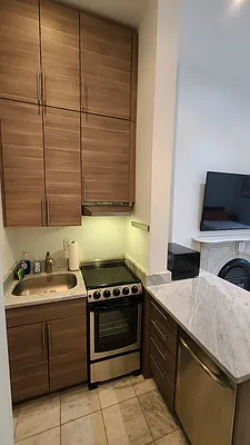 Rented by Aryeh Realty | media 22