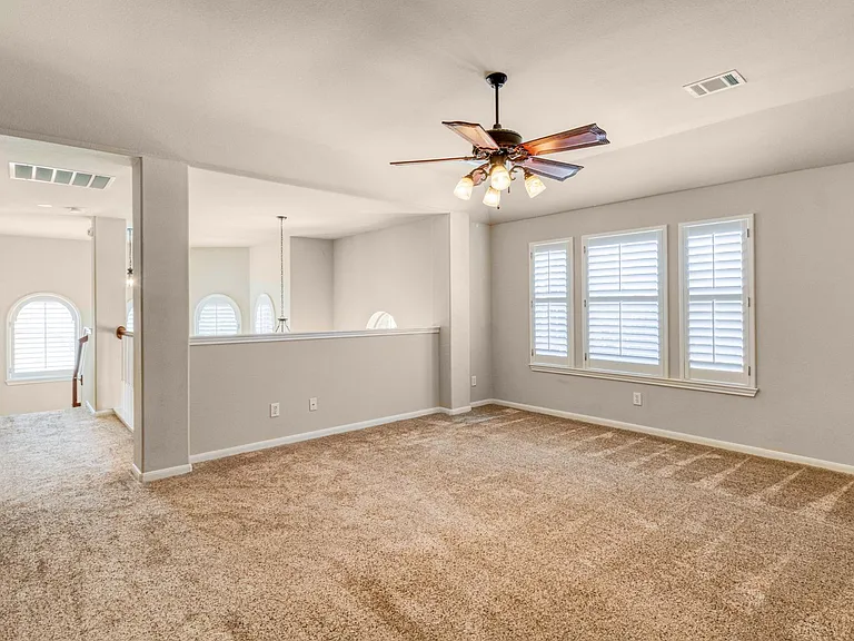 8707 Roswell Rdg — Photo 26