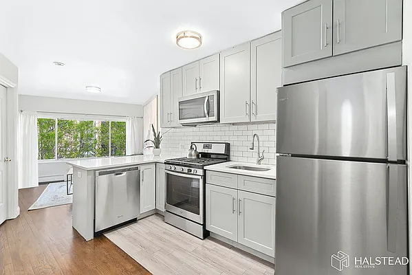 Rented by Halstead Real Estate | media 8