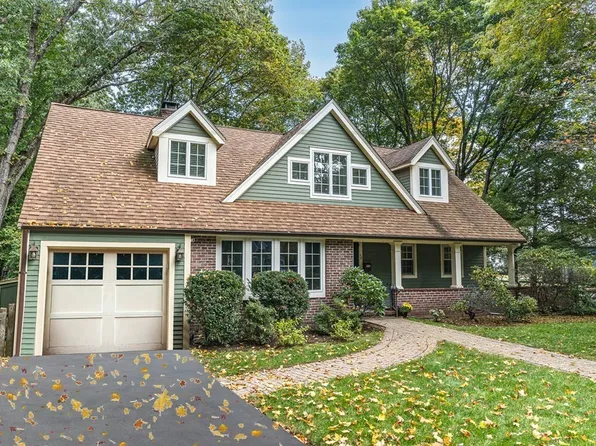 98 Parker Rd, Wellesley, MA 02482