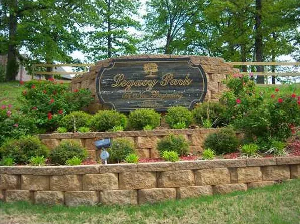 405 Legacy Blvd, Van Buren, AR 72956