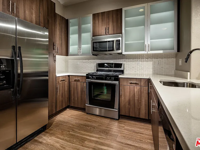 1040 E Glendon Ave #5124 — Photo 3