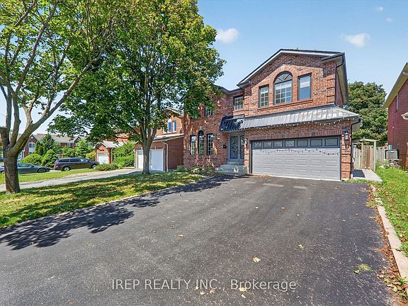 3rd image of 6 Carmichael Dr