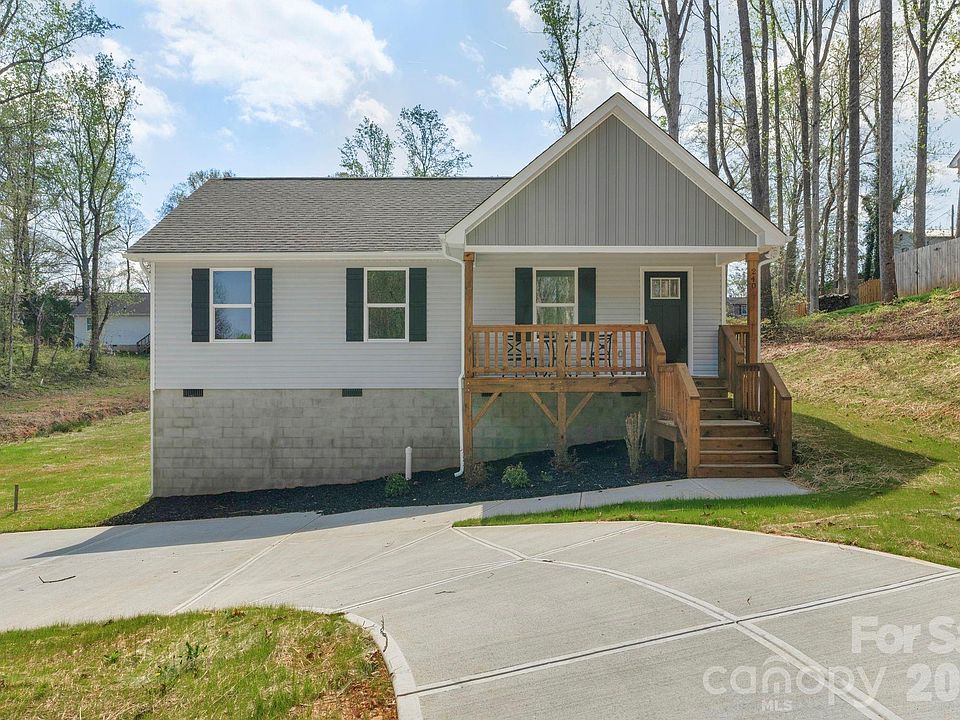 1st image of 240 Parkland Dr