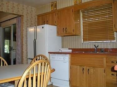3rd image of 271 Teakwood Dr
