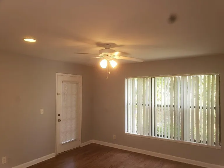 4096 N Pine Island Rd #2102 — Photo 2