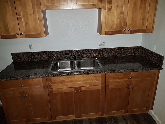2nd image of 1520 Orlando Way