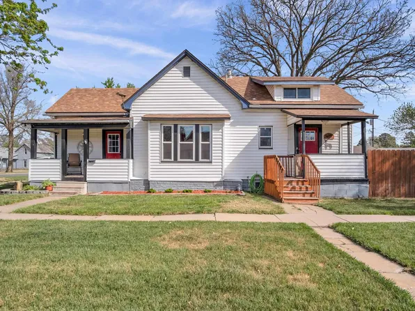 600 N Oak St, McPherson, KS 67460