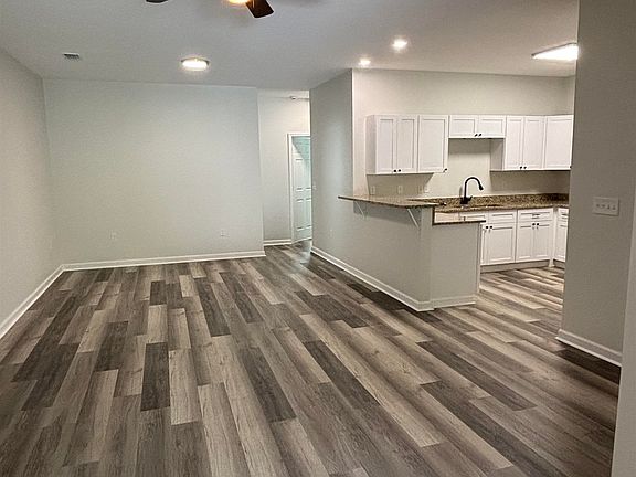 2nd image of 2334 Quazar Cir