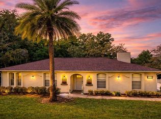 1220 Country Club Rd, Eustis, FL 32726