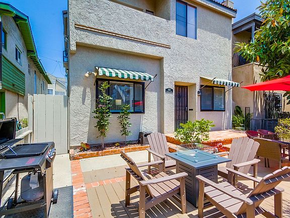 4th image of 824 Island Ct APT 1