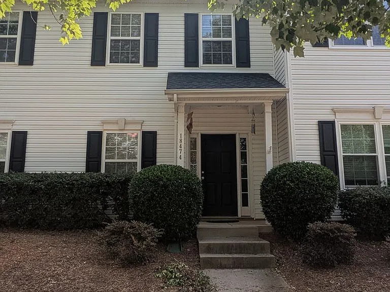 18474 Streamline Ct — Photo 1