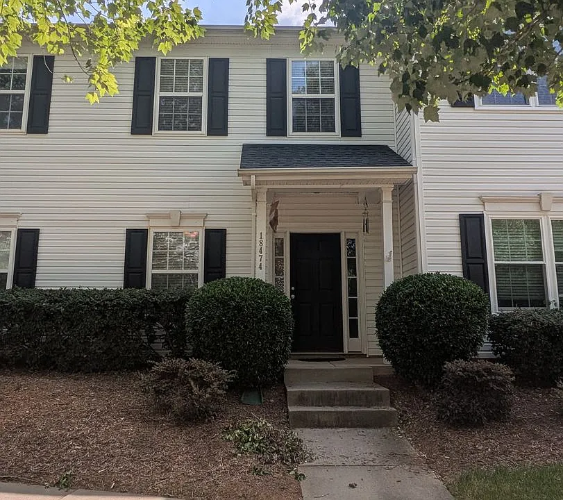 18474 Streamline Ct