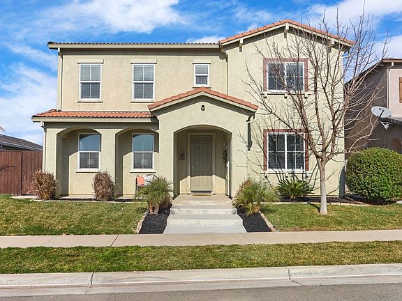 2nd image of 2296 Campolina Way