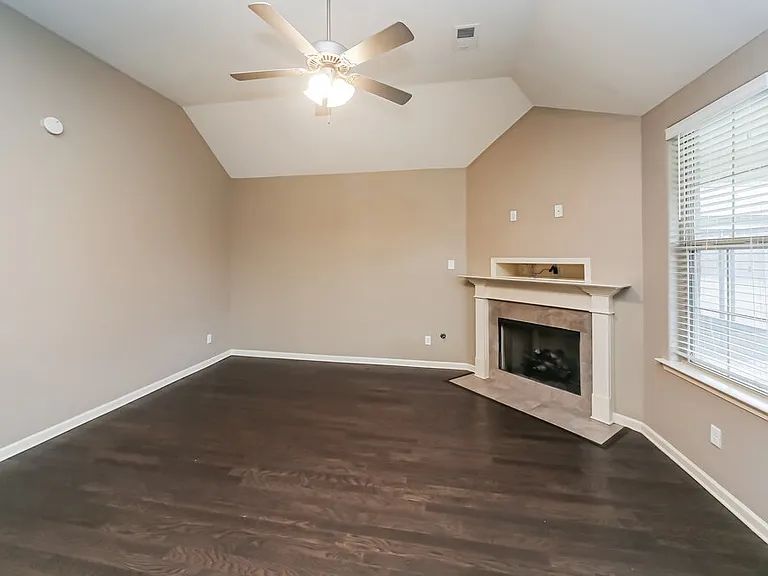 155 Hidden Meadows Ln — Photo 4