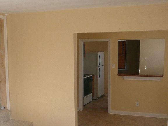 4th image of 3104 Arlington Pl