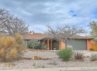 6063 Jack Rabbit Rd NE, Rio Rancho, NM 87144