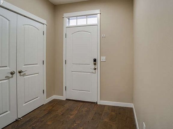 3rd image of 5012 NE 28th Ave