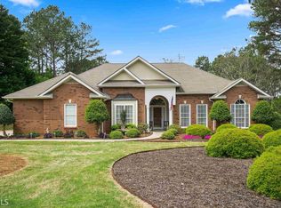 85 Shoreline Way, Hampton, GA 30228