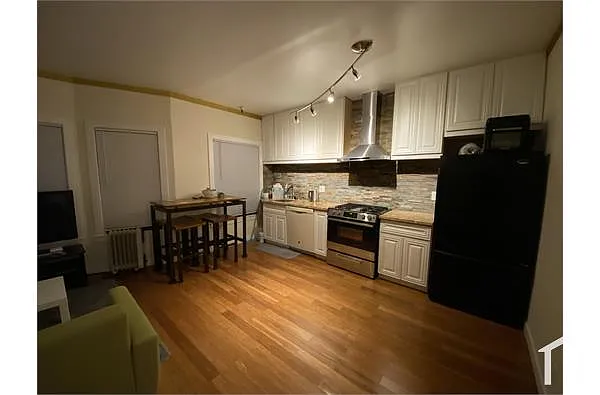 Building Photo - 1325 Divisadero St #103
