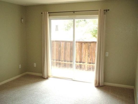 3rd image of 1880 White Oak Dr APT 133