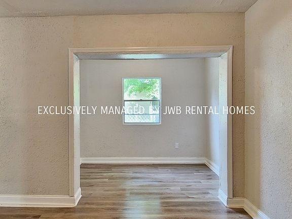 5th image of 3479 Brookhaven Dr