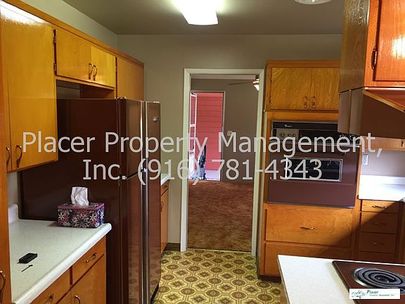 4th image of 8181 Milnes Ave