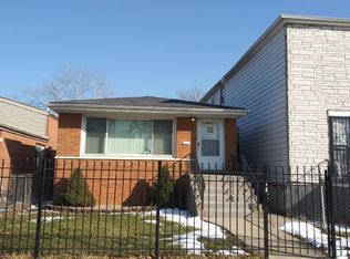 9257 S Calumet Ave, Chicago, IL 60619