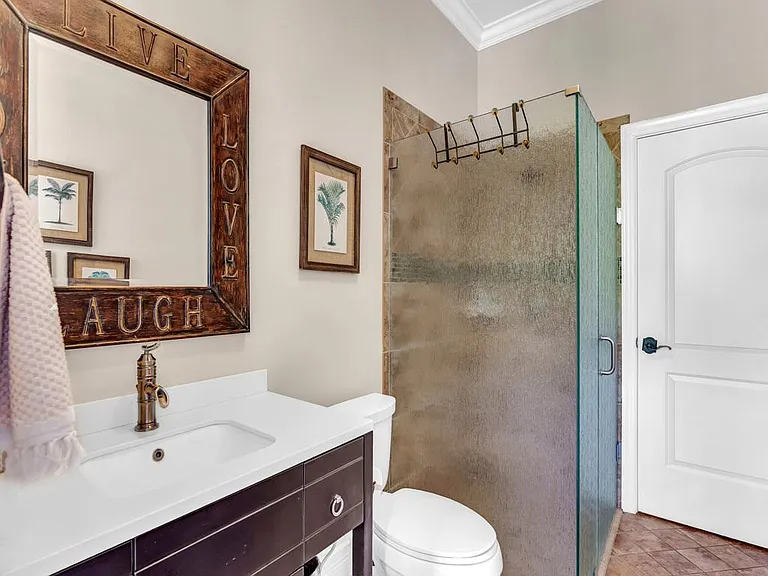 2230 Seaside St — Photo 11