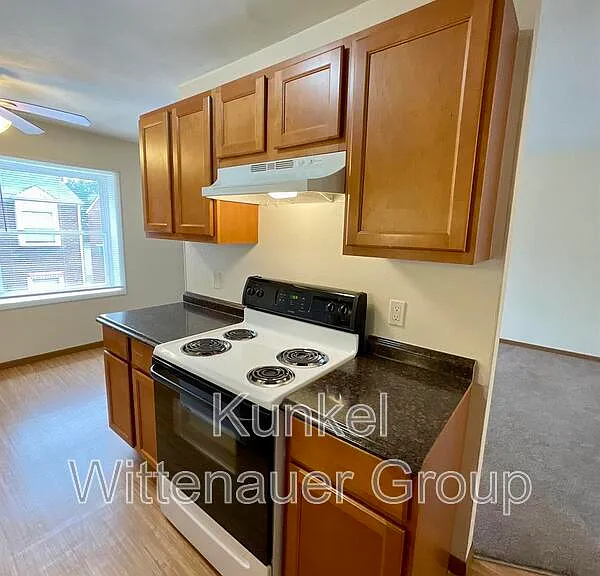 1804-3 Jamestown Rd — Photo 4