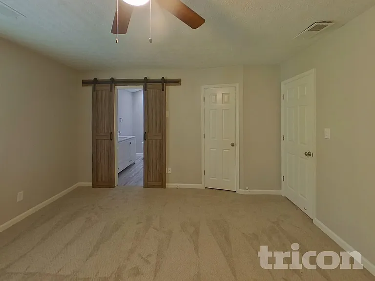 245 Bentley Way — Photo 7
