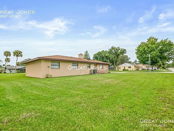 3rd image of 20 Blakefield Dr