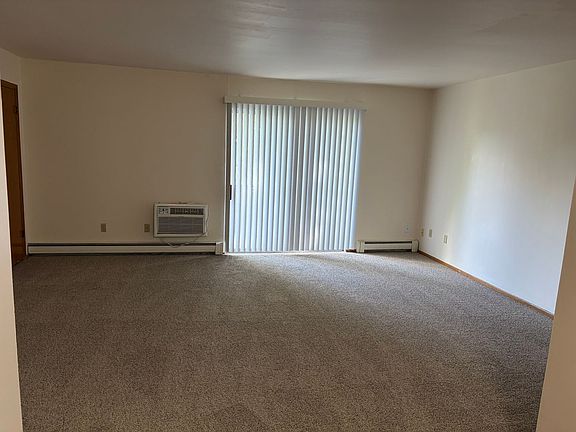 4th image of 911 Fairview Dr APT 7