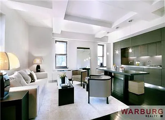 Sold by Warburg | media 7