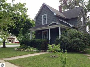 250 E 11th St, Traverse City, MI 49684