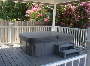 6000 Helva Ln, Carmichael, CA 95608