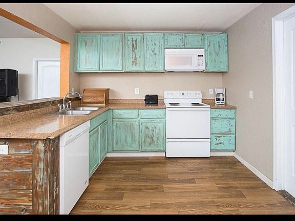 5th image of 808 N 15th St