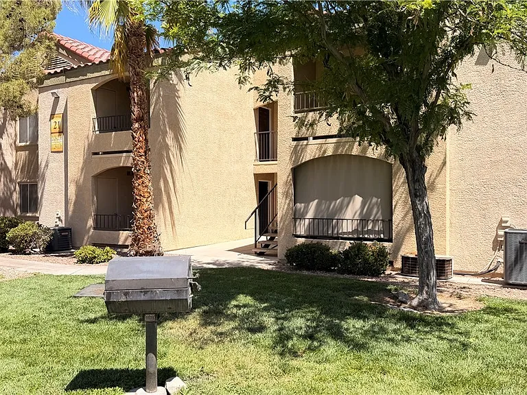 7885 W Flamingo Rd #1131 — Photo 33