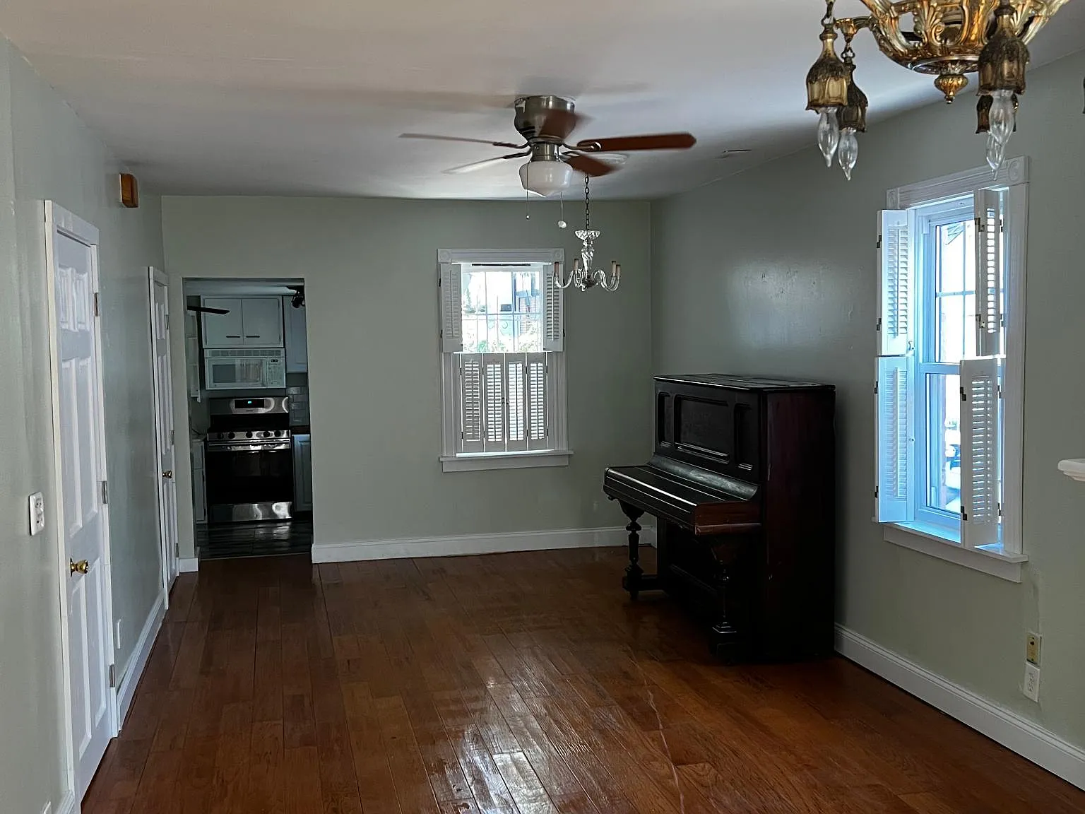 407 Summer St — Photo 3