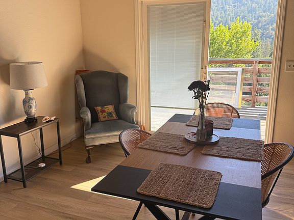 2nd image of 684 Arbula Dr