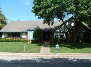 1332 Grand Teton Dr, Desoto, TX