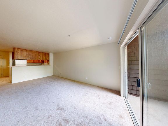 4th image of 9724 Mountain Blvd APT 11