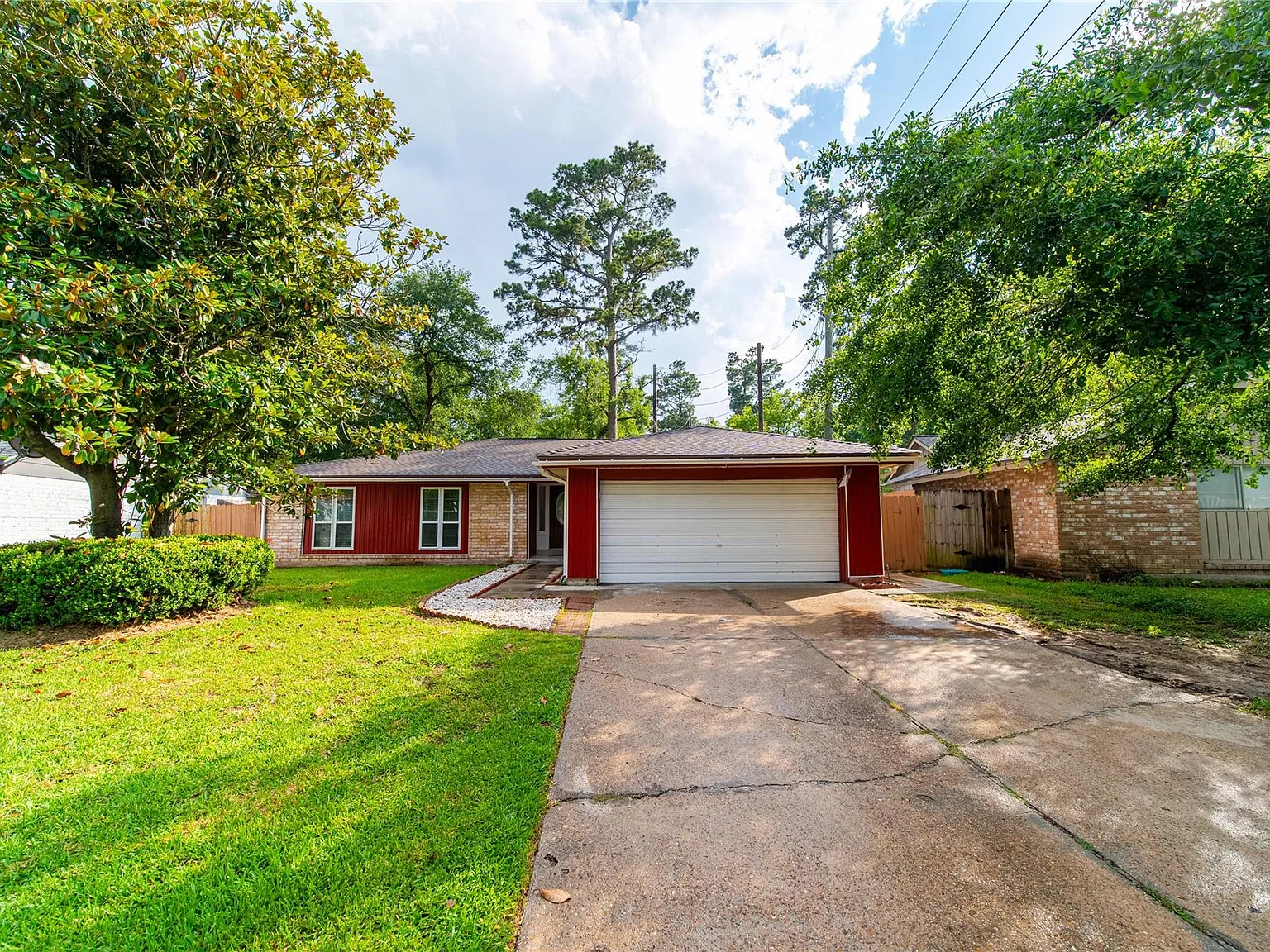 4 bed, 2.0 bath, 2143 sqft, $1,745 — Photo 1