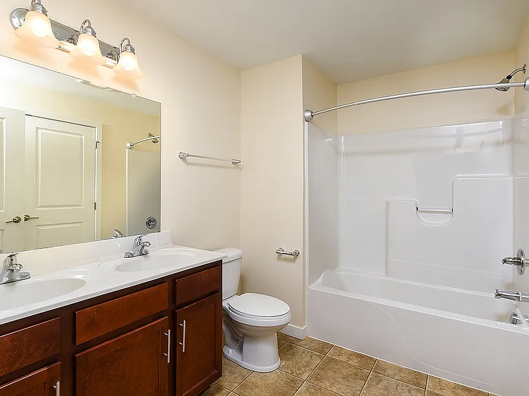 Lakeview Apartments Renovated Bathroom