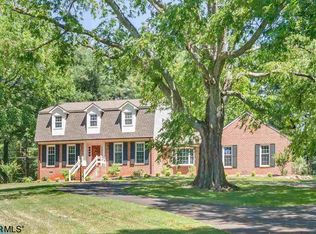 408 Key West Dr, Charlottesville, VA