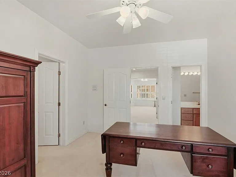 1888 Woodhaven Dr — Photo 30