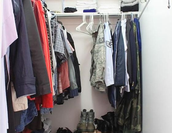 Walk-in Closet
